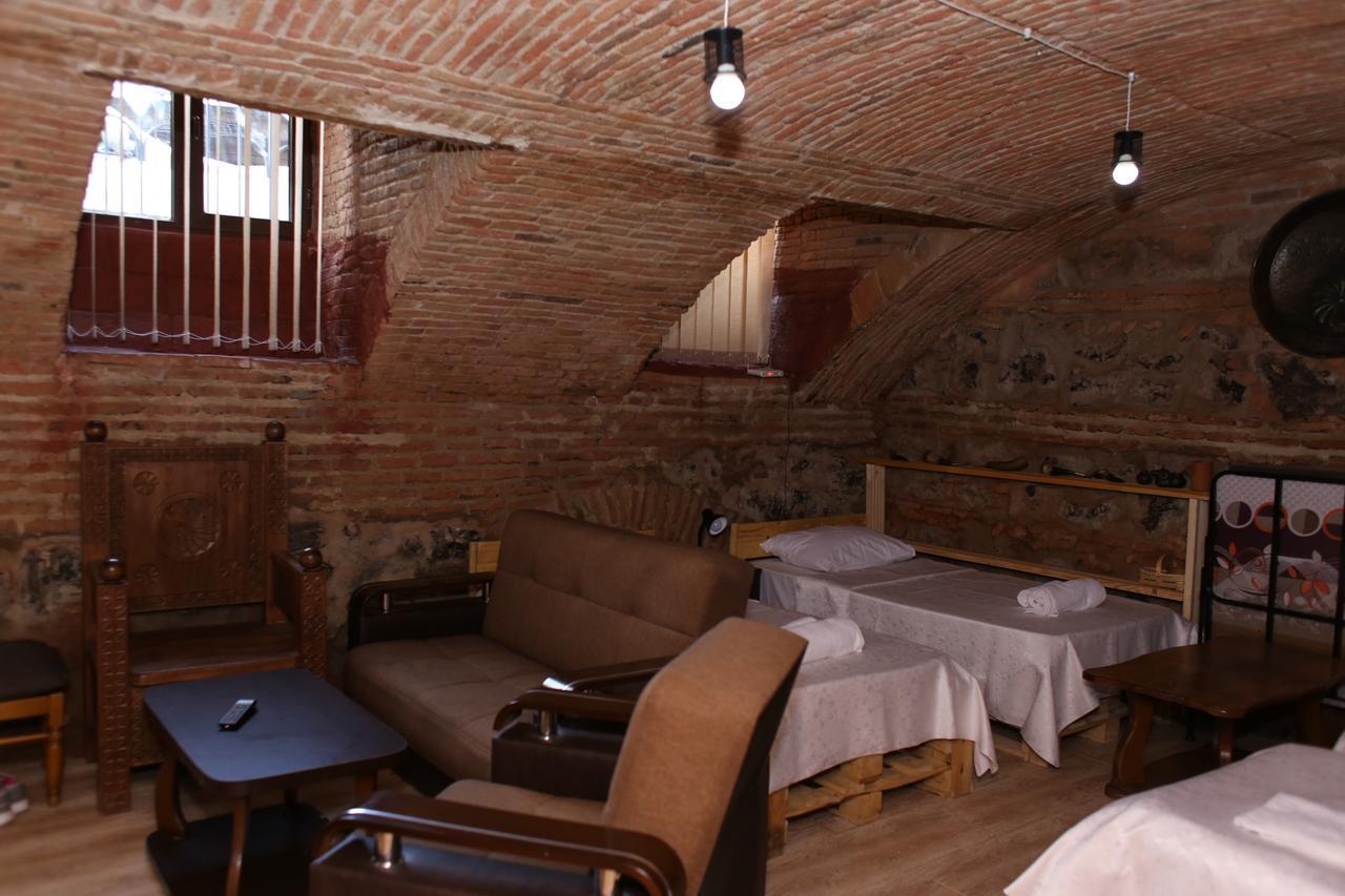 Guest House Kakabadzeebi 9 Tbilissi Extérieur photo